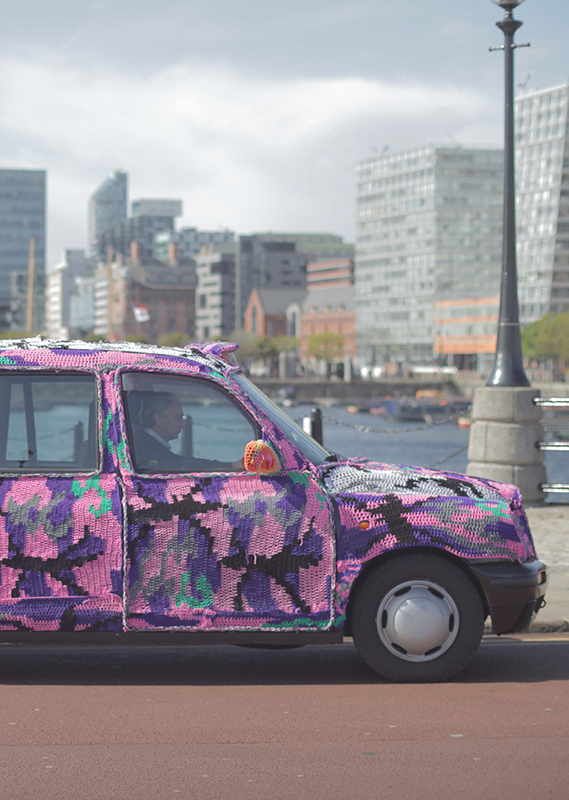 taxi_NewYork_Olek_crochet_car