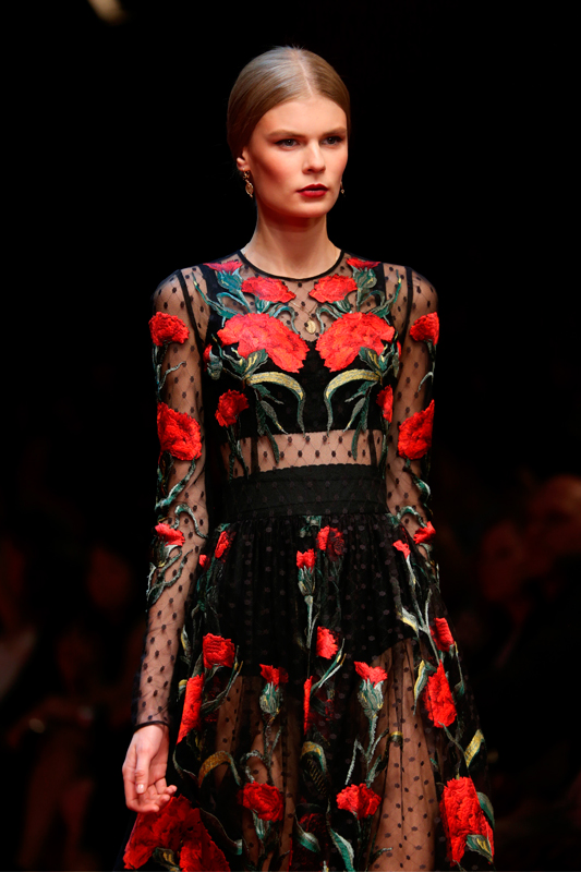 dolce and gabbana spanish collection