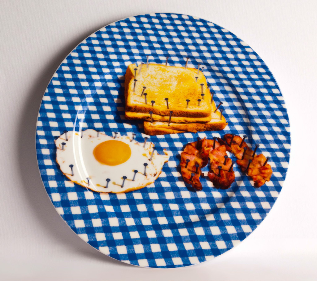 illustrated-table-plate-egg-toast