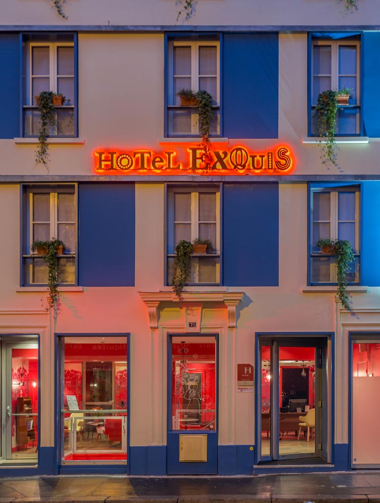 La facciata dell’Hôtel Exquise a Parigi, nell’11 arrondissement.