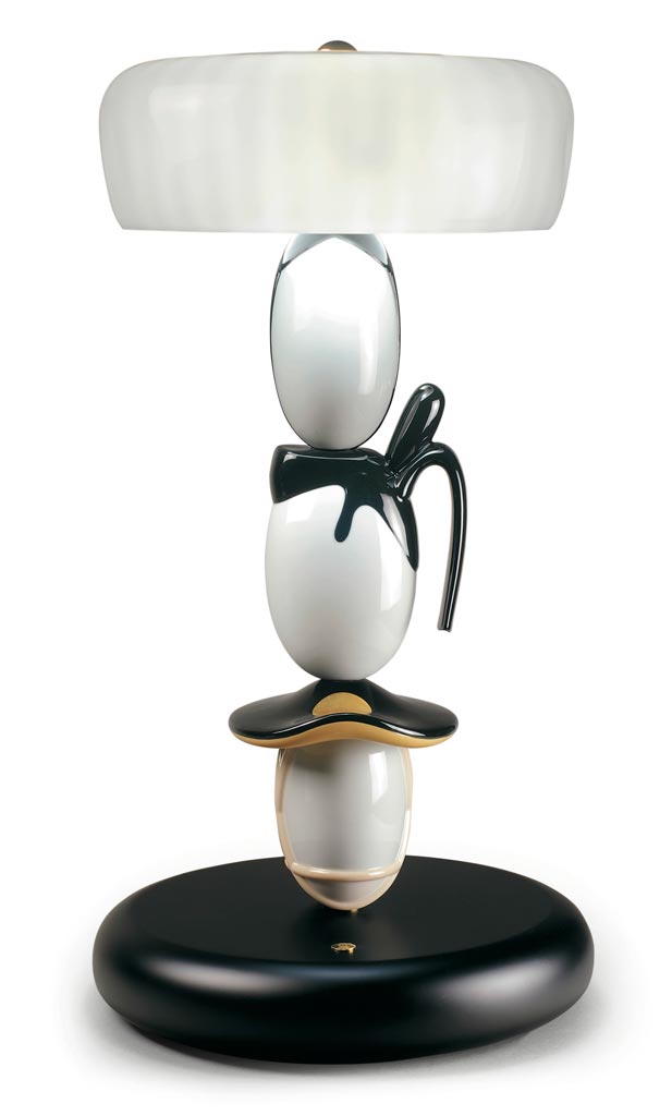 Lampada disegnata da Hisakazu Shimizu per Lladrò, 2016