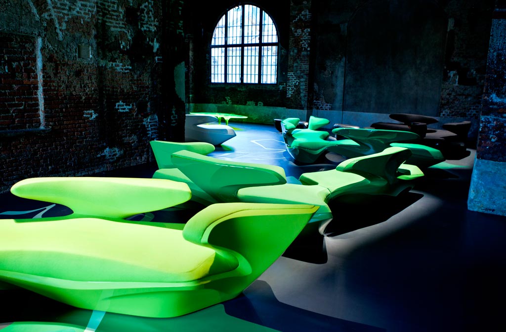 Zaha-Hadid-Furnishings_2